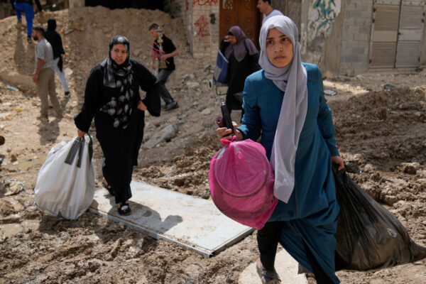 In Israel’s Demolition Path, West Bank Residents Pack Up Their Lives